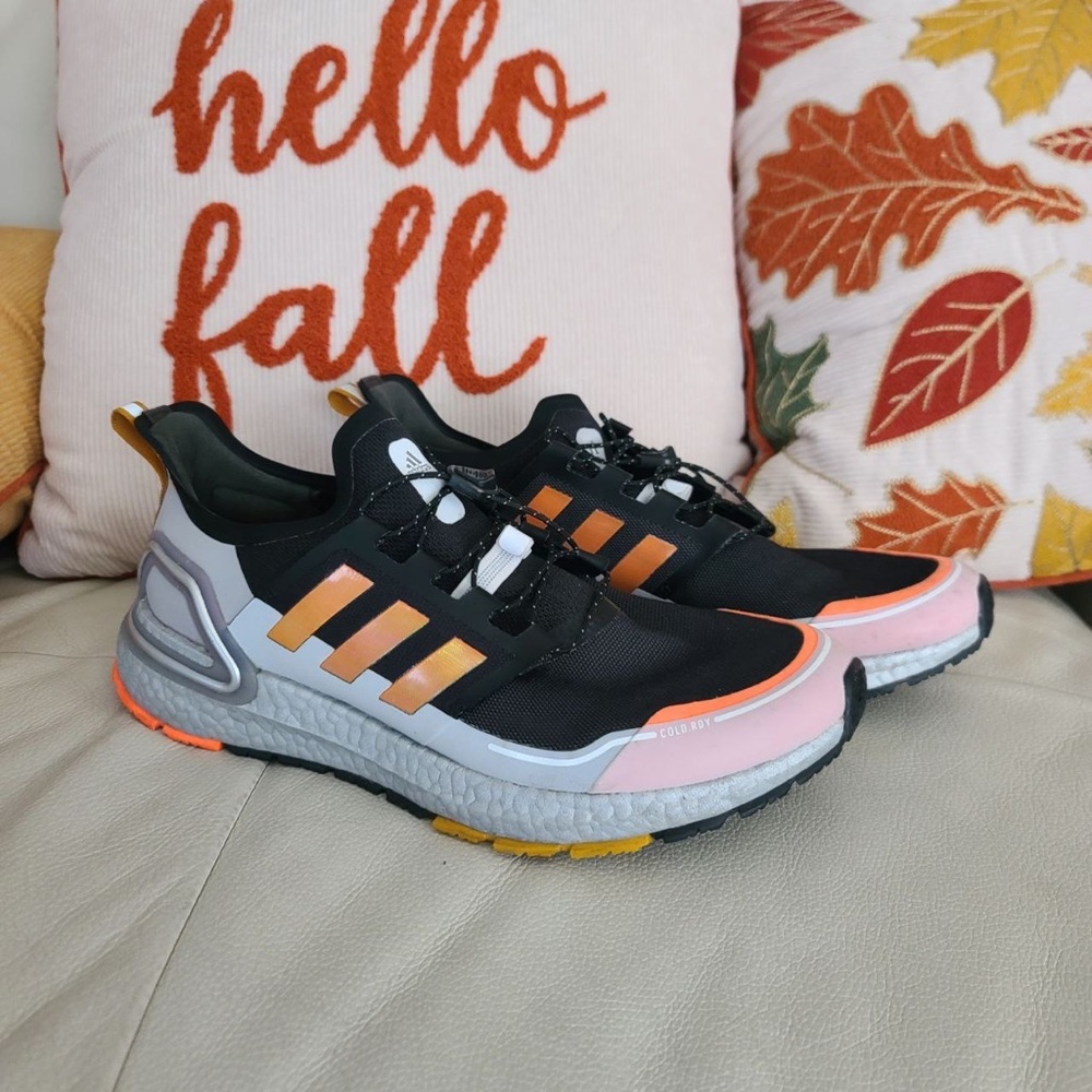 Adidas Men's snickers. Size 10.5.